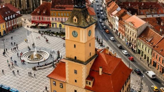 Bucarest (Rumanía) ida y vuelta a Brașov en excursión de un día en servicio de coche privado con conductor