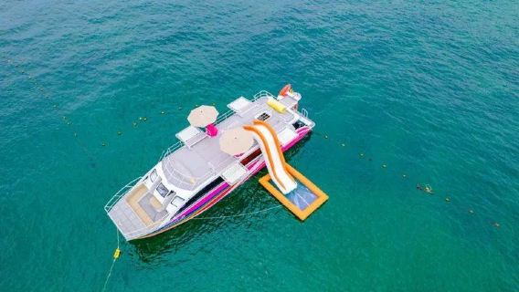 Phuket Phi Phi Islands Mai Thon Island 1-day tour (rainbow catamaran + waterslide pool + snorkeling at two islands)
