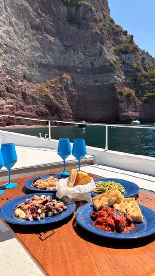 La Spezia: Portovenere Sunset or Lunch Boat Tour Local food