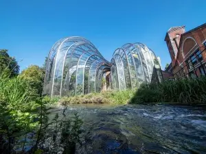 Bombay Sapphire Distillery Tour and Cocktail Ticket