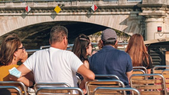 Seine River: Electric Boat Guided Sightseeing Cruise + Fast Track Ticket