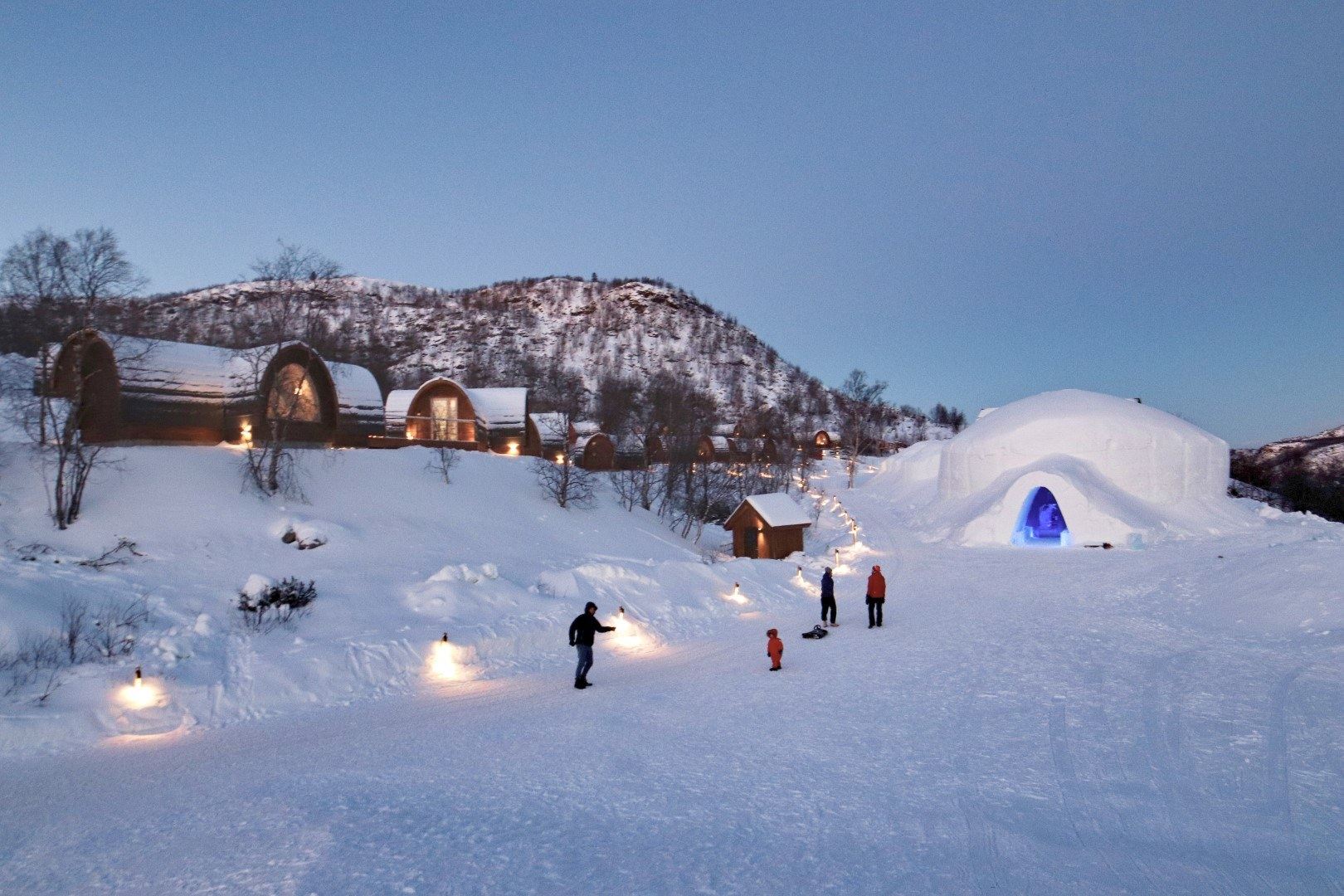 1-day tour to Norway Snow Hotel (including dinner) [4 hrs|English Tour · Kirkenes