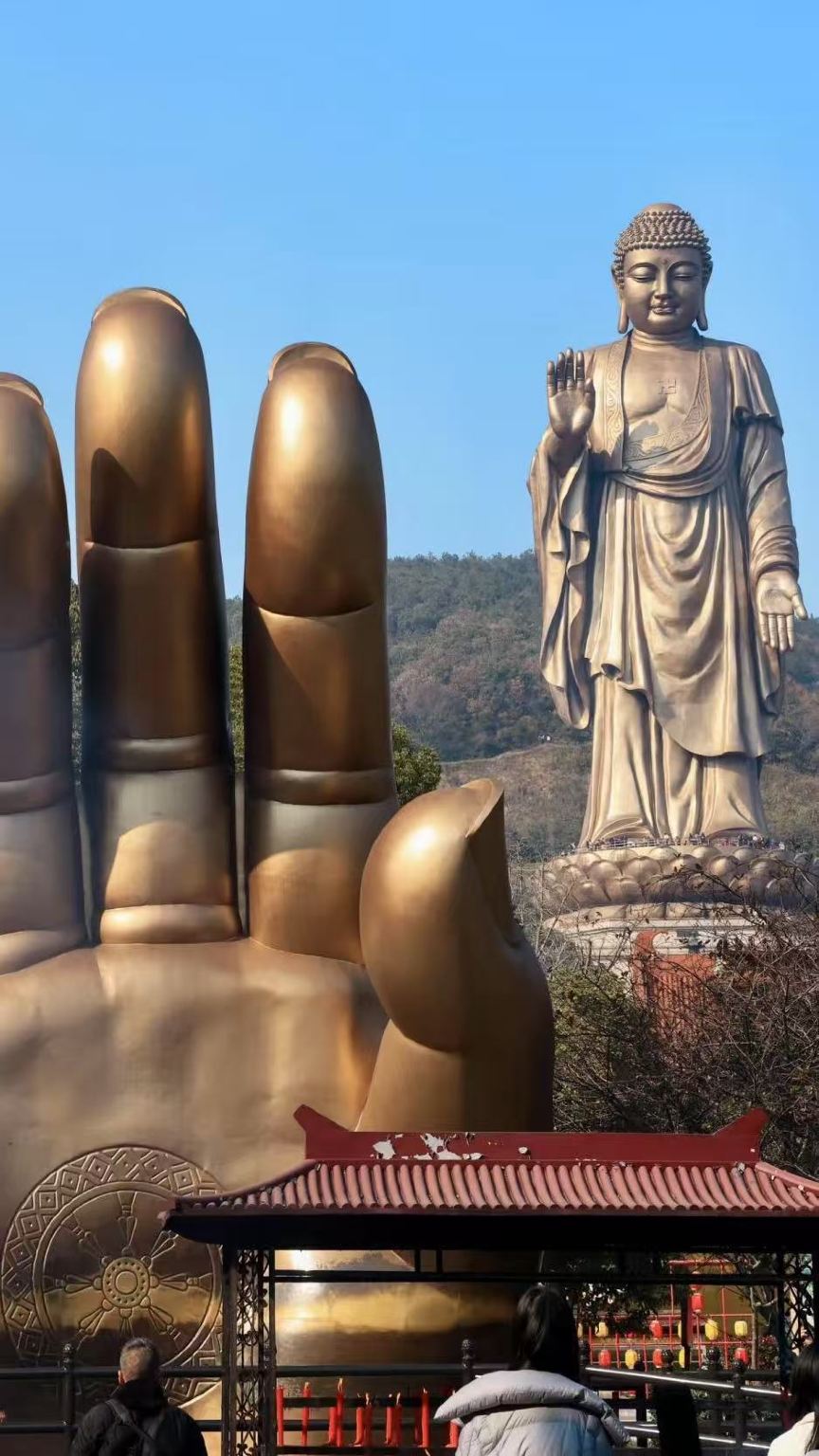 Shanghai to Wuxi Private Day Tour Lingshan Giant Buddha+Free show