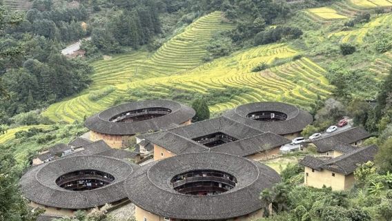 Depart from Xiamen: Nanjing Tulou Yunshuiyao + Hekeng Tulou Group/Japanese/Korean/French guide v