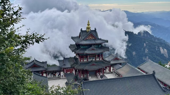 欒川日遊
