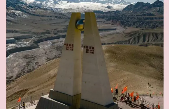 新疆喀什-西極塔-斯姆哈納村-伊爾克什坦口岸拼車一日遊