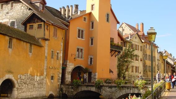 Ginebra: Annecy, la Venecia de los Alpes y recorrido por la ciudad de Ginebra