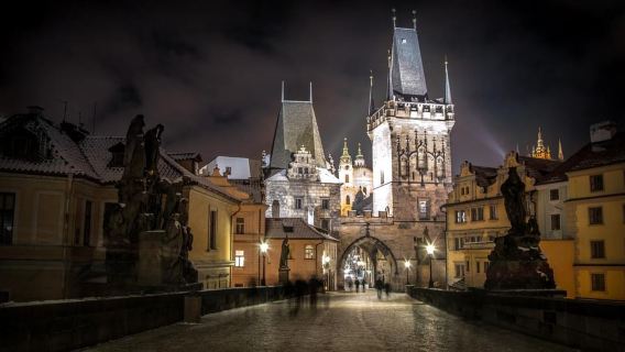 Prague: Private Night Tour with Local