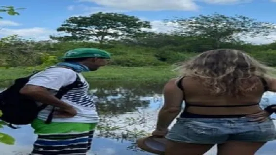 Santa Cruz: Tour de Observación de Tortugas Gigantes y Túneles de Lava