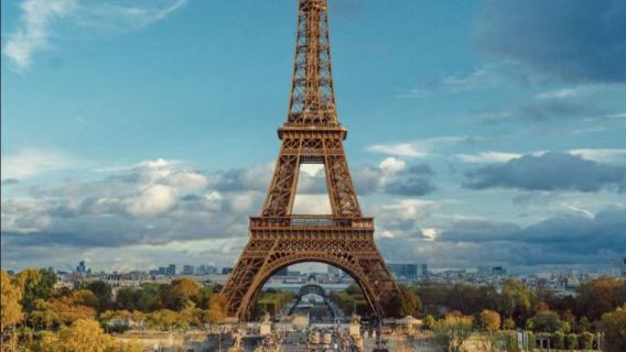 프랑스 파리 베르사유 궁전 + 노트르담/오페라 하우스 + 에투알 개선문 + 에펠탑 등 전세 차량 픽업 서비스