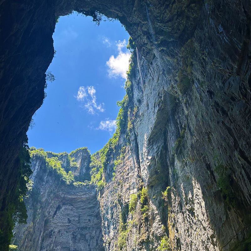 Tour di un giorno ai Tre Ponti Naturali di Wulong e alla Gola di Longshuixia a Chongqing con guida in inglese | Solo esperienze senza shopping