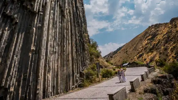 ทัวร์ 1 วัน วัดเกการ์ด + ทะเลสาบเซวาน | สำรวจมรดกโลกอาร์เมเนียและทะเลสาบศักดิ์สิทธิ์บนที่สูง