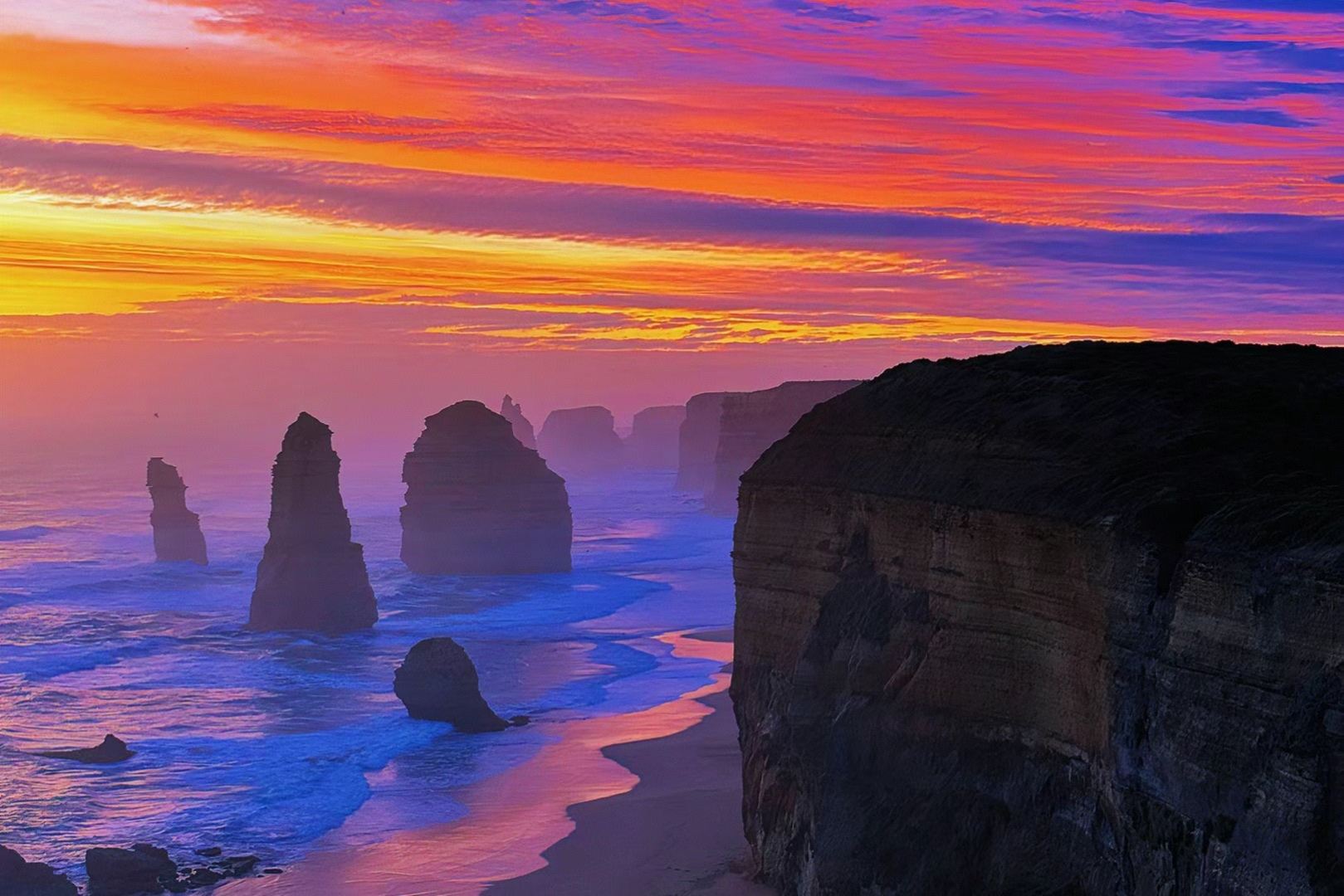 澳洲墨爾本大洋路正反向一日遊【埃爾法/平治V-12小時】