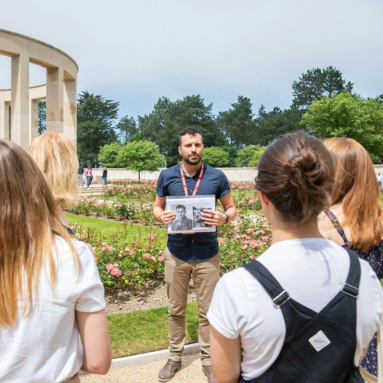 Biglietto d'ingresso al Museo Memorial de Caen + Siti dello sbarco in Normandia: visita guidata + trasporto
