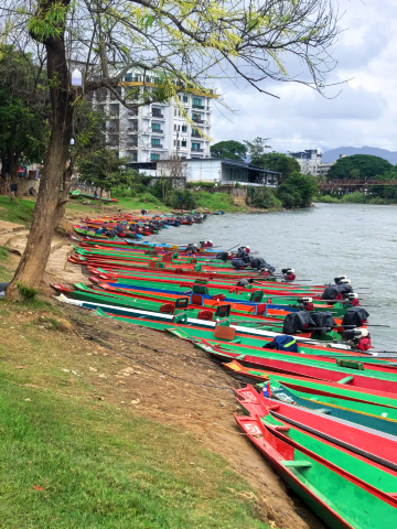 萬榮一日遊+叢林飛索+南松河皮划艇+午餐+車輛接送+1人起訂