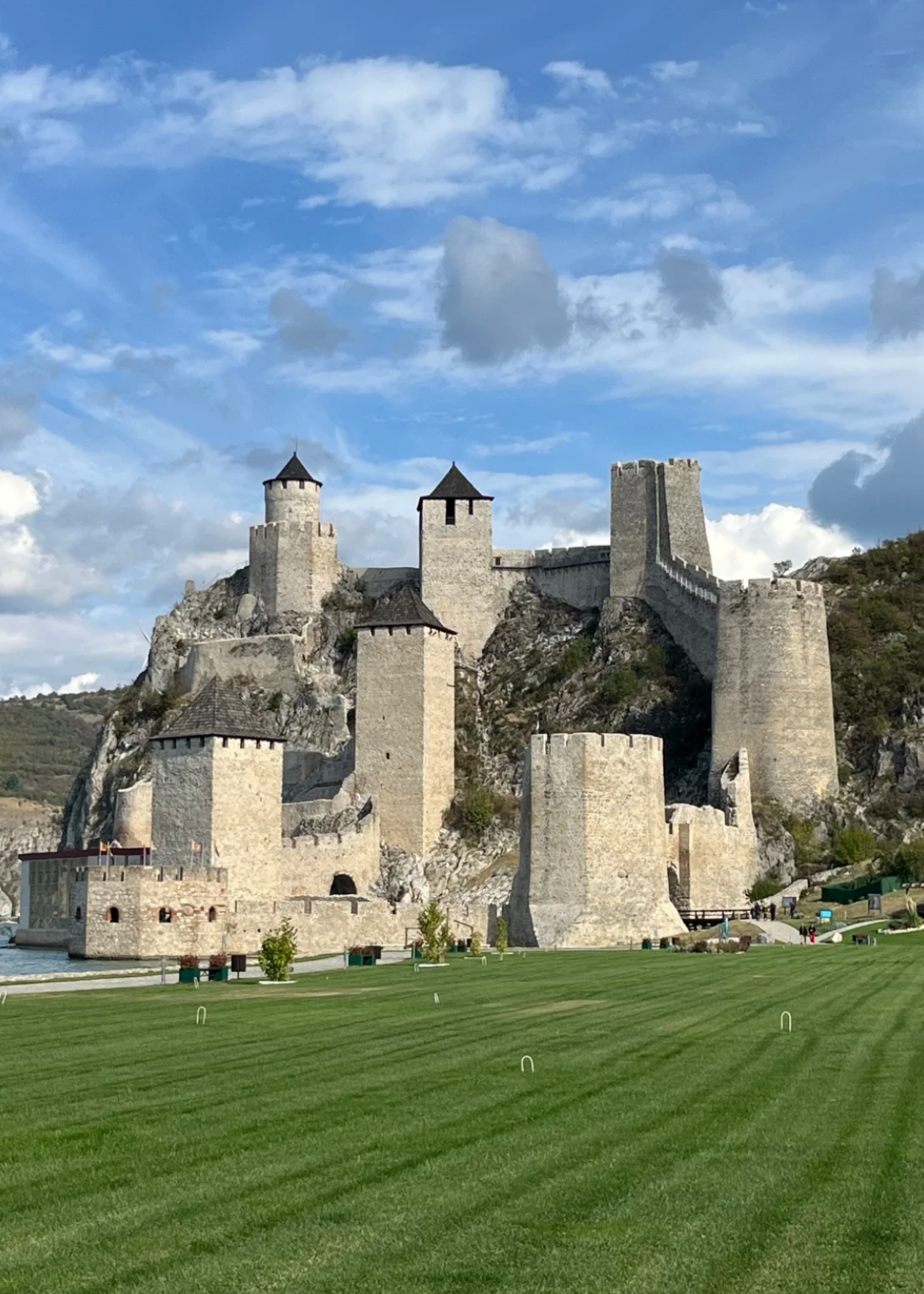 塞爾維亞境內/中文導遊/地陪導遊/展會翻譯/商務翻譯/溝通無障礙