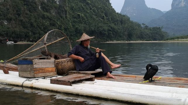 桂林一日遊：漓江星級郵輪及陽朔靈活探險之旅（中旅 × 贊巴士）