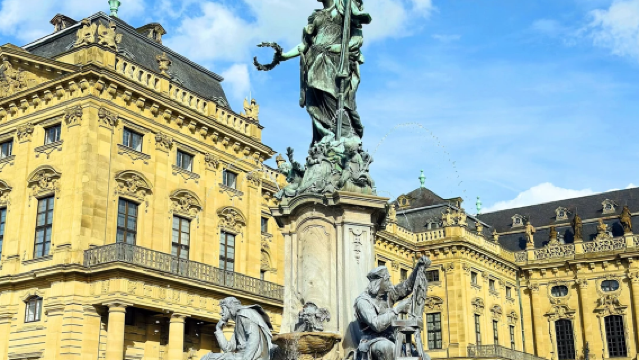 Lawatan sehari Frankfurt Laluan B: Permulaan Jalan Romantik Würzburg + Bandar Dongeng Rothenburg