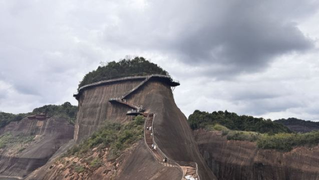 Chenzhou, China: Yangtian Lake guide | Suxian Ridge commentary | business translation | exhibition companion | full private tour accompaniment
