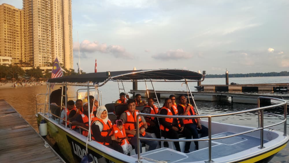 Tour of Seletar indigenous tribe and floating fish farm