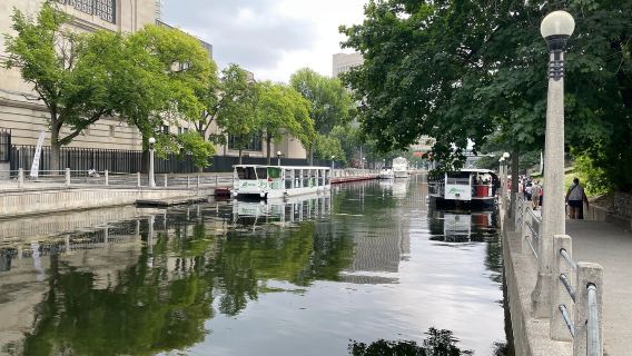 加拿大渥太華+加拿大國會+自然博物館一日遊【中文包車上門接】
