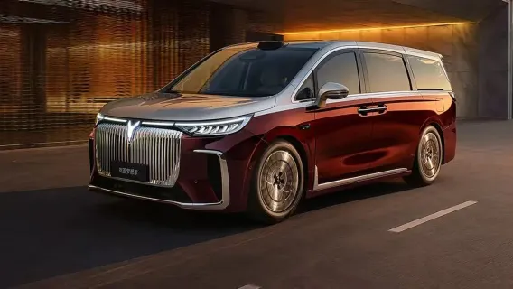 (خدمة نقل بسيارة خاصة في شنغهاي) خدمة نقل ذهاب وإياب بين مطار بودونغ ومنطقة شنغهاي الحضرية