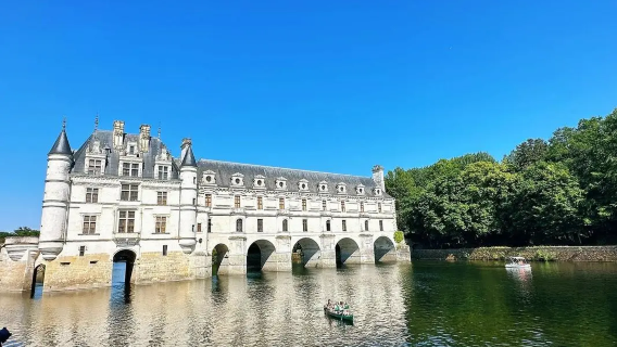 法國巴黎香波堡+舍農索城堡一日遊【純玩無購物】