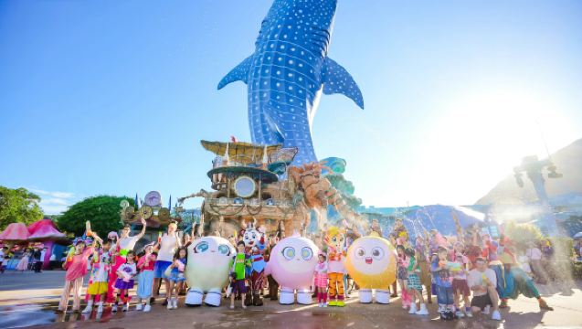 Lawatan sehari ke Chimelong Ocean Kingdom + Persembahan Chimelong di Hengqin, Zhuhai