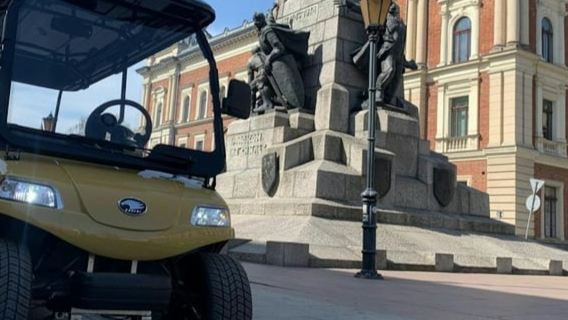Cracovia: Recorrido turístico por el casco antiguo en carrito de golf eléctrico + audioguía