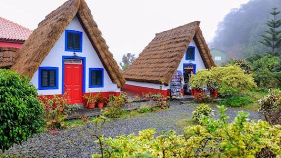 Madeira Island East private tour with Santana visit