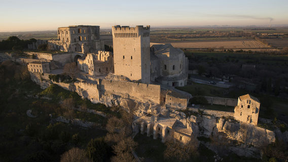 Arles