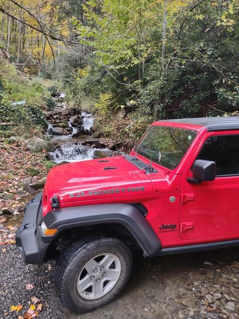 3.5-4 ชั่วโมง ซาฟารีพร้อมไกด์นำทาง รถจี๊ป อีโค่ วอเตอร์ฟอล แอดเวนเจอร์