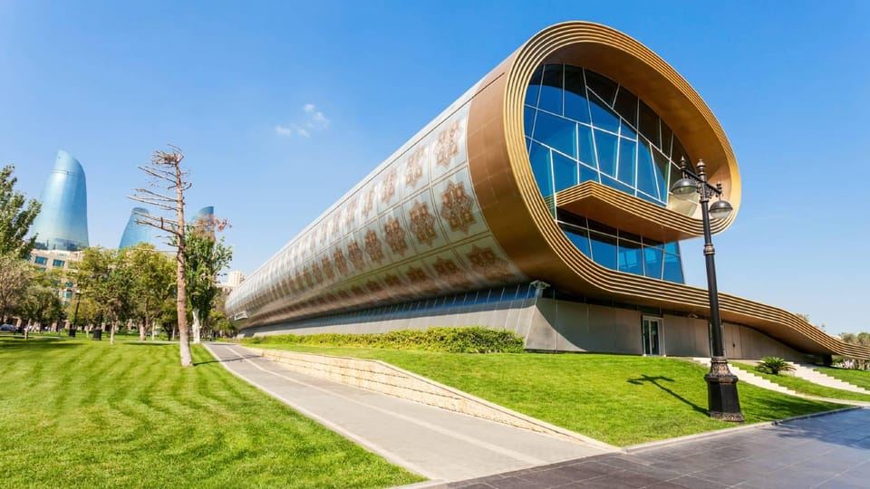 Best of Baku: 4-Hour City Tour Historic and Modern Landmarks