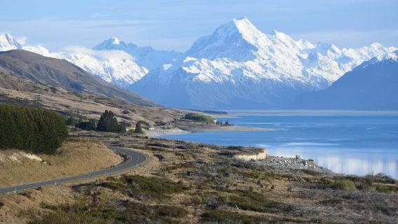 Desde Christchurch: Excursión de un día a Queenstown vía Tekapo y el Monte Cook