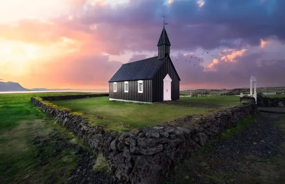 冰島斯奈山半島+基爾丘山一日遊|舒適小巴市區接送