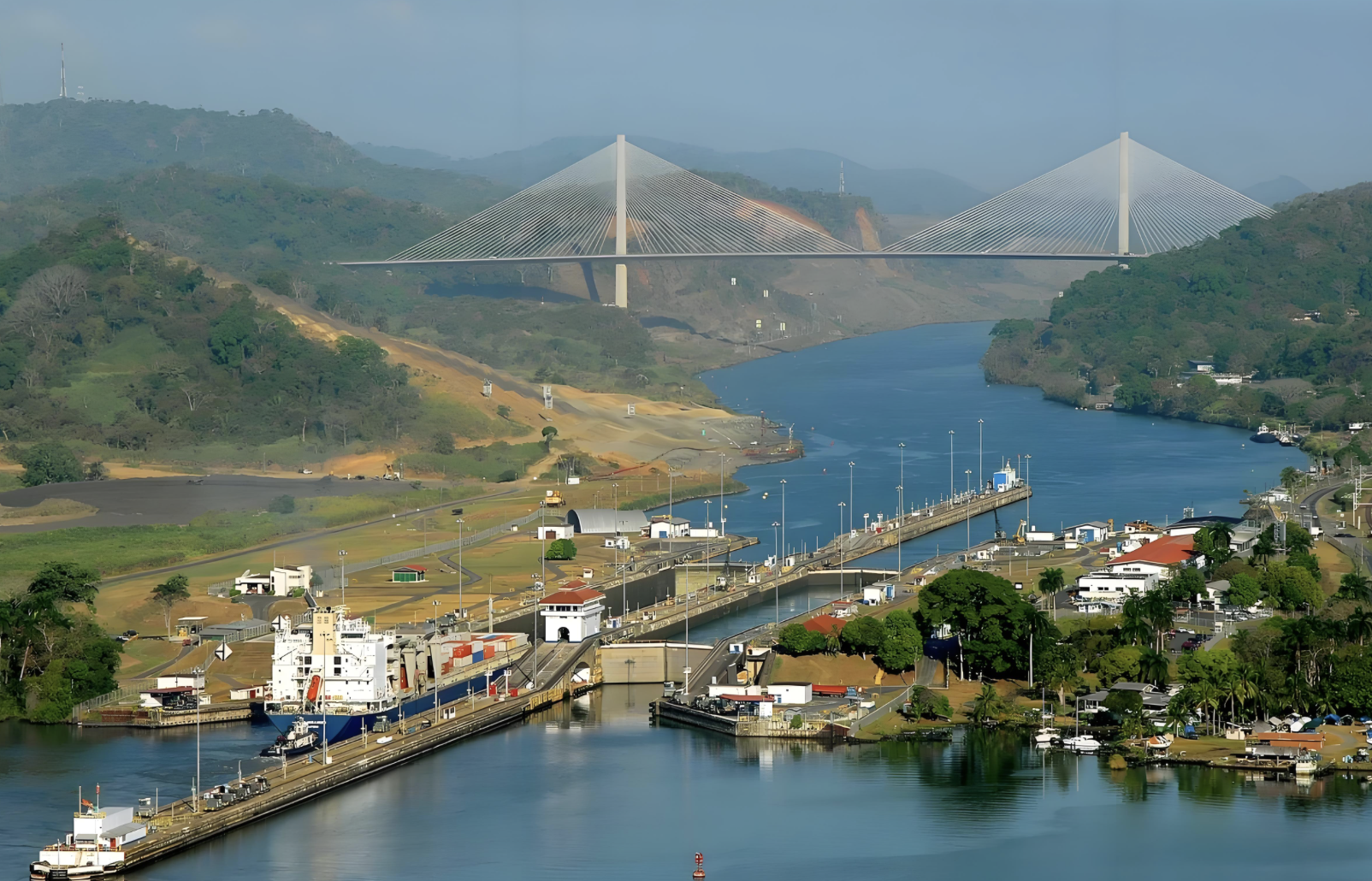 Panama Canal + Taboga Island + San Felipe Private Charter/Join-in Tour with Door-to-Door Transfer (No Admission Ticket)