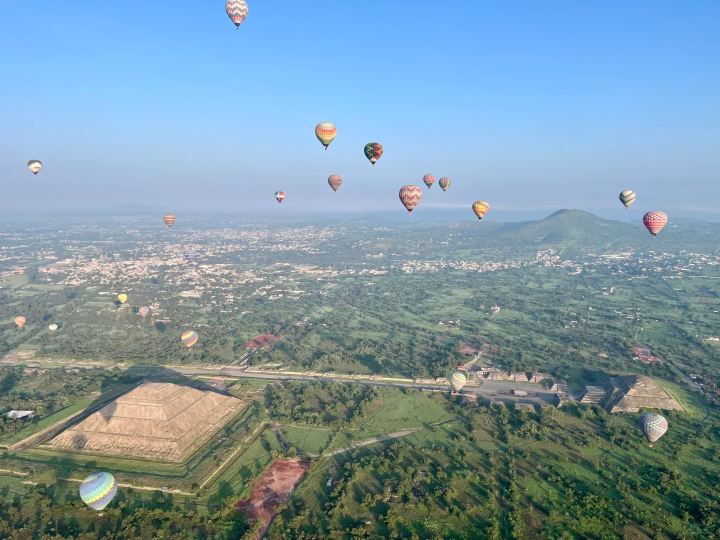 墨西哥墨西哥城來回特奧蒂瓦坎遺址-太陽金字塔-包車一日遊