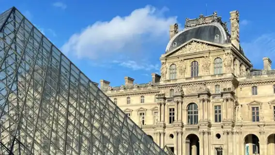 法國巴黎凡爾賽宮+楓丹白露宮+羅浮宮+塞納河畔一日遊