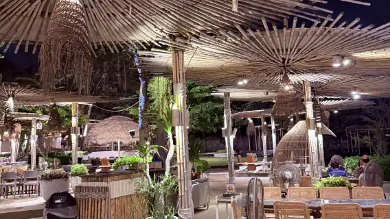 芭達雅the Oxygen Beachfront Oasis網紅餐廳代訂位