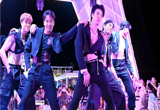 OCEAN SKY Pattaya Dinner Cruise with Cabaret Show
