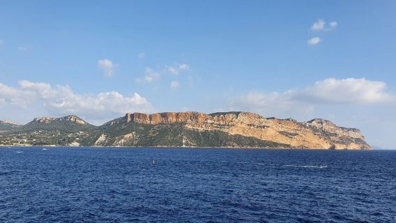 法國馬賽蔚藍海岸+隆尚宮+老濟貧院+馬賽老港一日遊