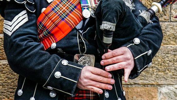 Edimburgo: Aplicación de Audioguía por TouringBee