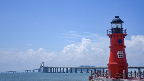 "Slow travel in Nan'ao without rushing, lighthouse photo ops + 'soaking' in Qingao Bay, Nan'ao Island West Route day tour"