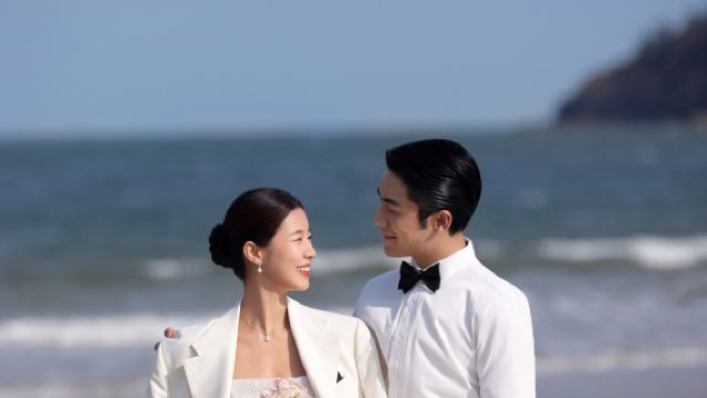 Xinning Trip Moments[Christ Church/Xinning Square/Photographer Follow-Shoot Appointment Shooting Companion Shooting Translation Tour Photography]