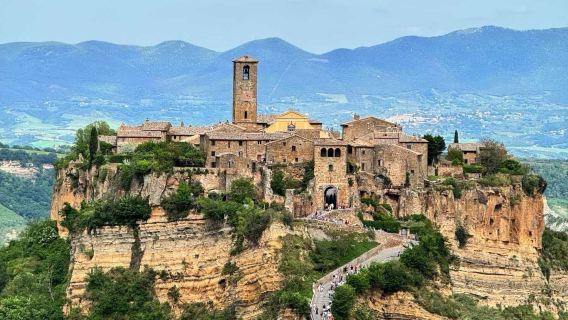 Italia - Roma: Tour di un giorno al Duomo di Orvieto, Civita (La città nel cielo) e Lago di Bolsena