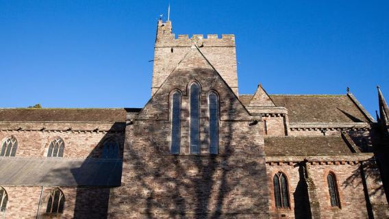 Cardiff: excursión de un día a los Castles galeses, montañas y ferrocarril de vapor