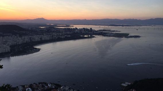 Passeio de meio dia para o pôr do sol no Rio de Janeiro (vista panorâmica da cidade no Cristo Redentor + pôr do sol no Pão de Açúcar)