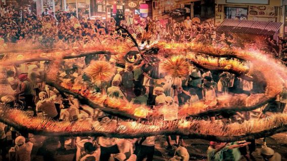 Hongkong Grote Kuil Vuurdraak Dans en Klassieke Avondtour op Hongkong Eiland (exclusieve VIP-tribuneplaatsen)