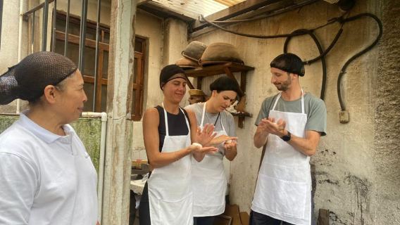アンティグア：ワイン付き料理教室＆送迎（ビーガンオプション可）