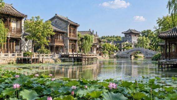 Lianhua Island + Changchun Zhongtai Ocean World + Nanhu Park 1-day tour